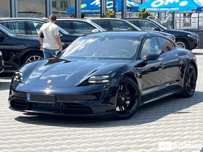 porsche Taycan Turbo 2020