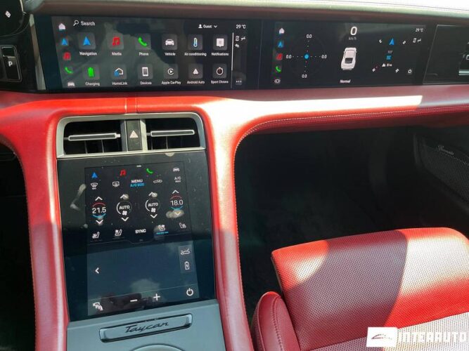 porsche Taycan Turbo 2020