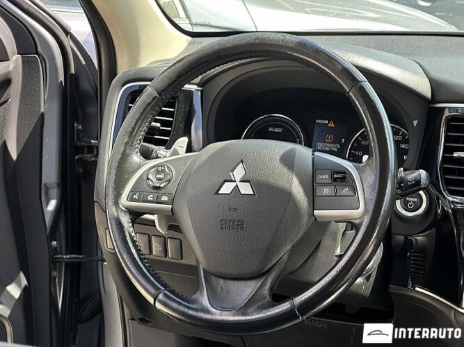 Mitsubishi Outlander 37 mitsubishi Outlander 2014