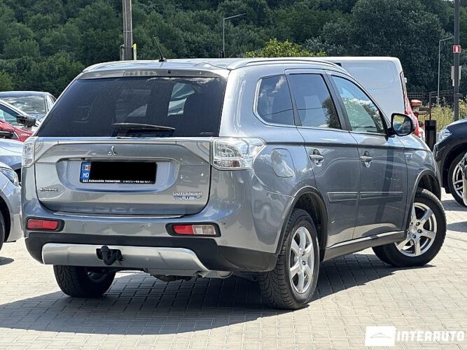 Mitsubishi Outlander 33 mitsubishi Outlander 2014