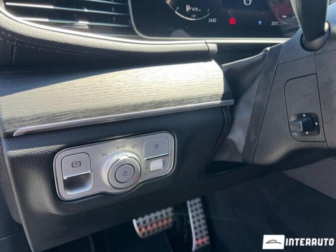 Mercedes GLE Coupe 450 52 mercedes GLE Coupe 450 2023