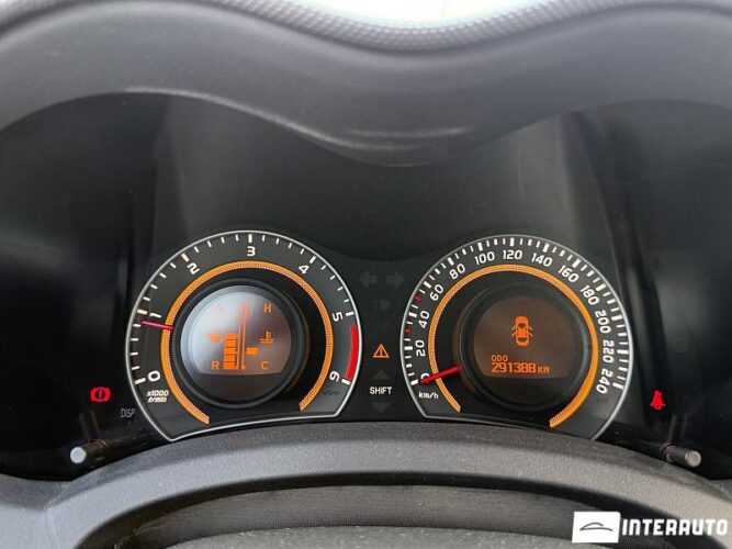 Toyota Auris 35 toyota Auris 2010