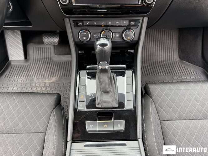 Skoda Superb 41 skoda Superb 2016