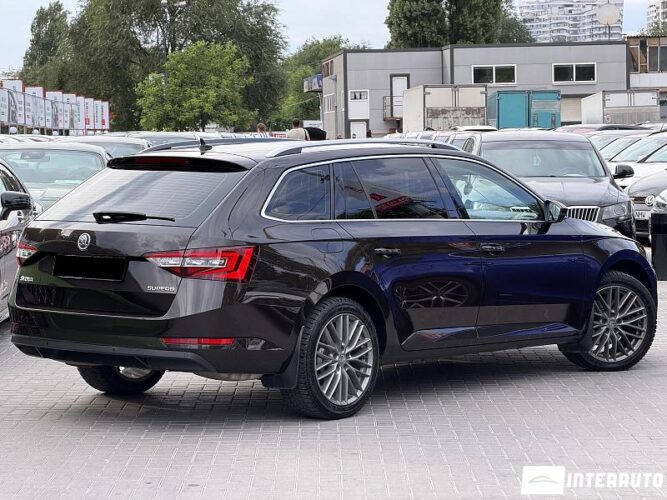 Skoda Superb 29 skoda Superb 2016