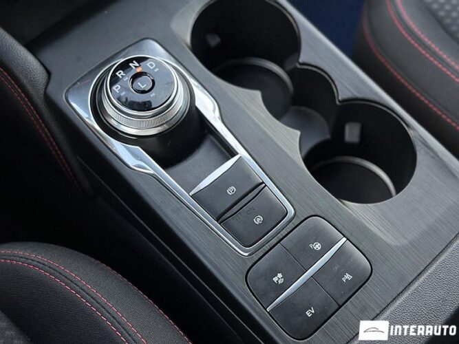 ford Kuga 2021