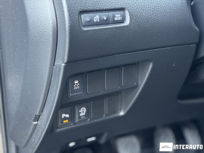 Nissan Qashqai 39 nissan Qashqai 2014