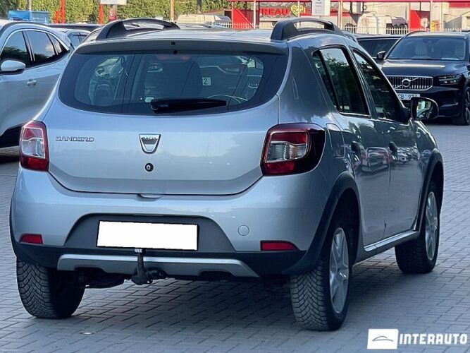 Dacia Sandero Stepway 30 dacia Sandero Stepway 2014