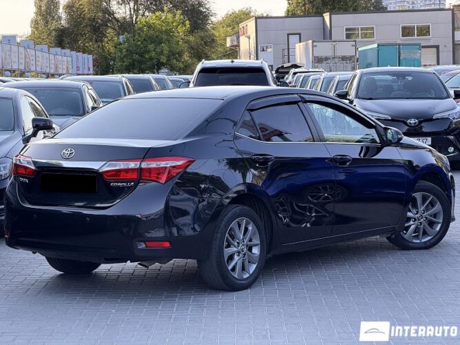 toyota Corolla 2013