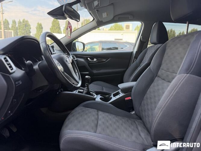 nissan Qashqai 2015