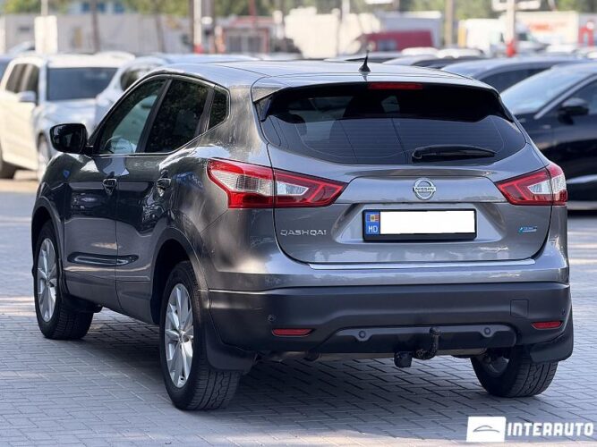 nissan Qashqai 2015