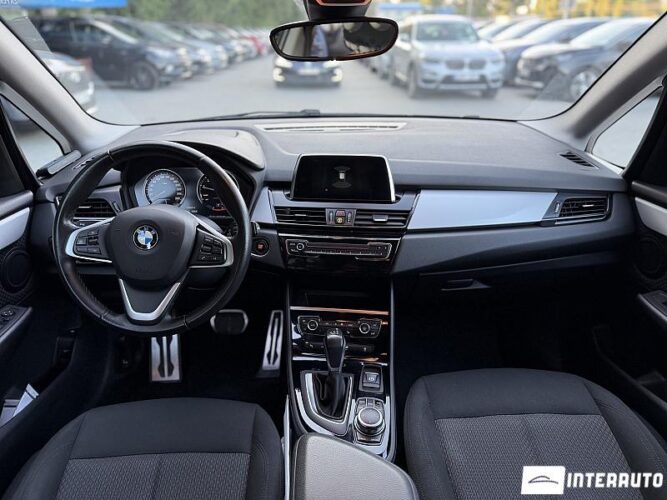 bmw 225XE 2019