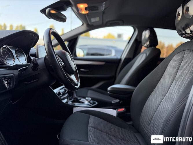 bmw 225XE 2019