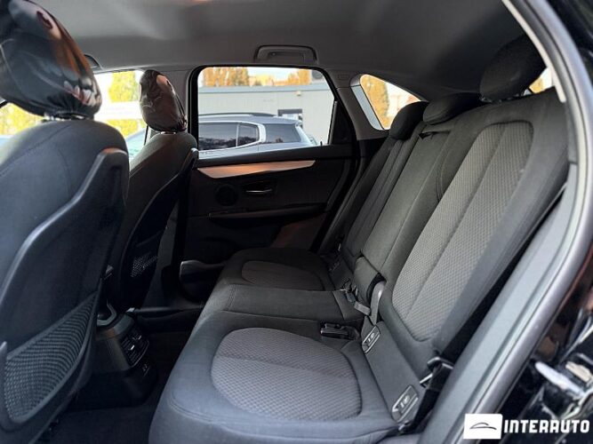 bmw 225XE 2019