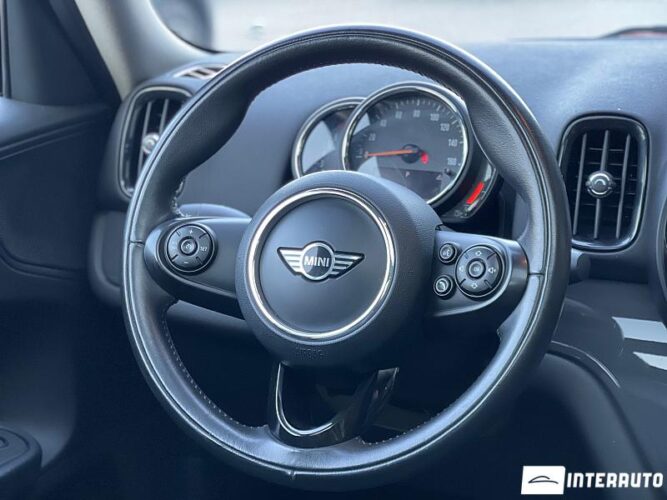 mini Countryman 2018