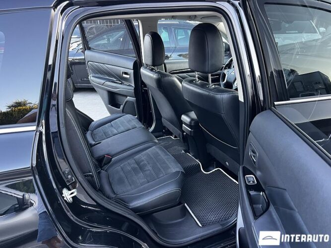 mitsubishi Outlander 2015