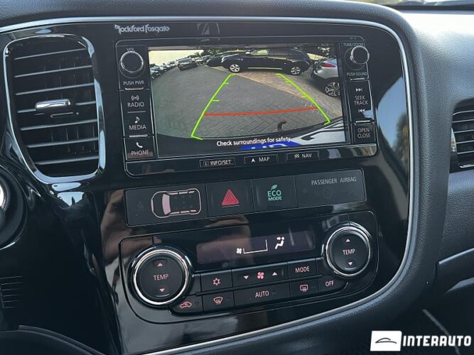 mitsubishi Outlander 2015