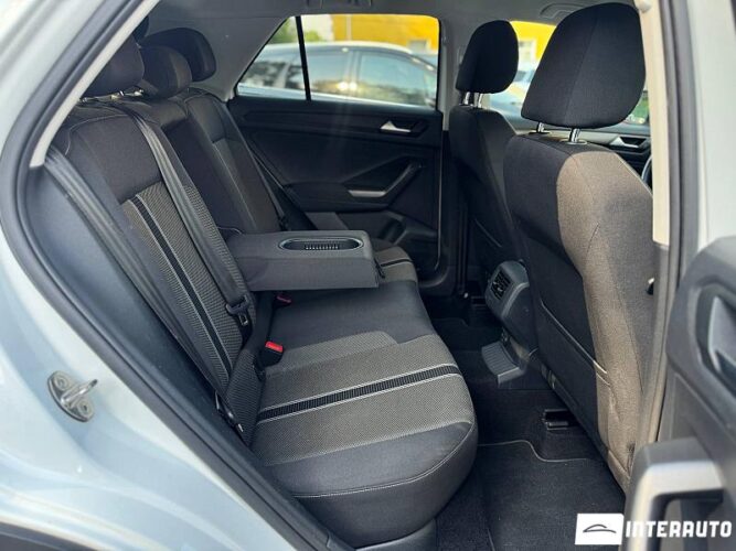 Volkswagen T-Roc 44 volkswagen T-Roc 2019