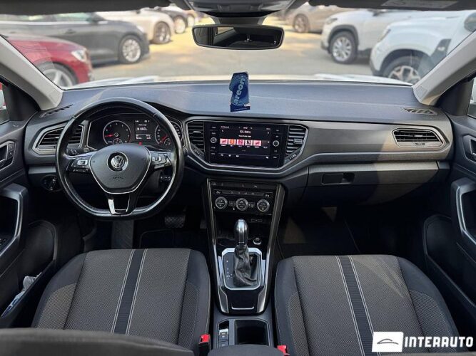 Volkswagen T-Roc 35 volkswagen T-Roc 2019