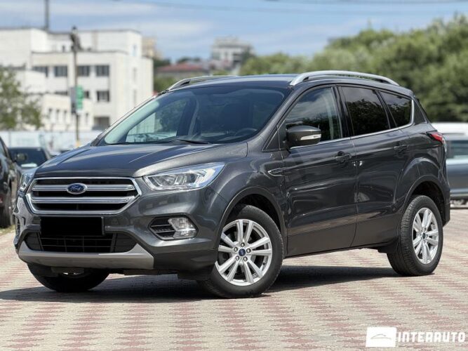 Ford Kuga 2018 doar la InterAuto