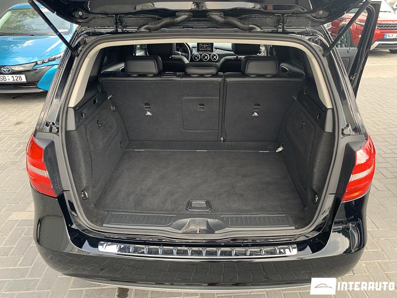 Mercedes B 200