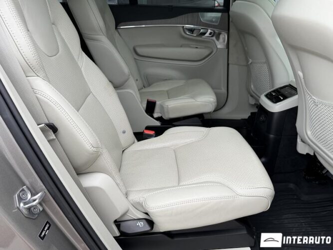 Volvo XC 90 58 volvo XC 90 2020