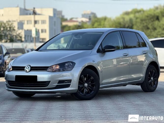 Volkswagen Golf 2013 doar la InterAuto