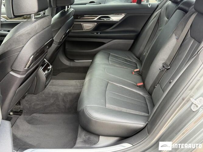 bmw 740 2016