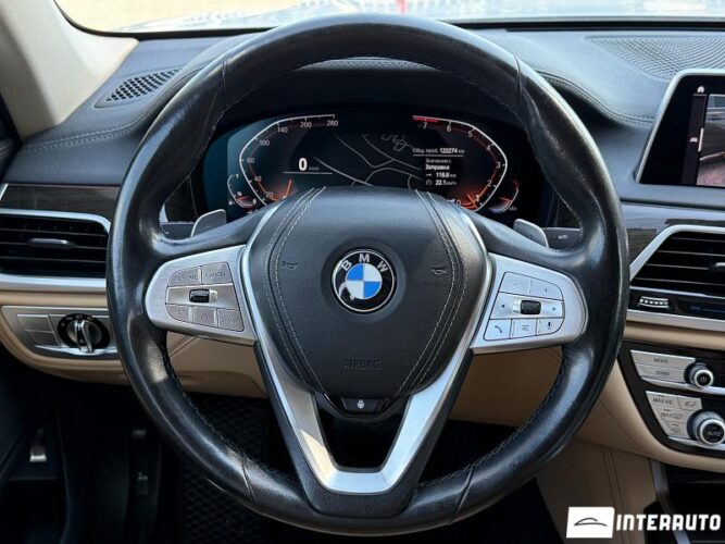 bmw 740 2022