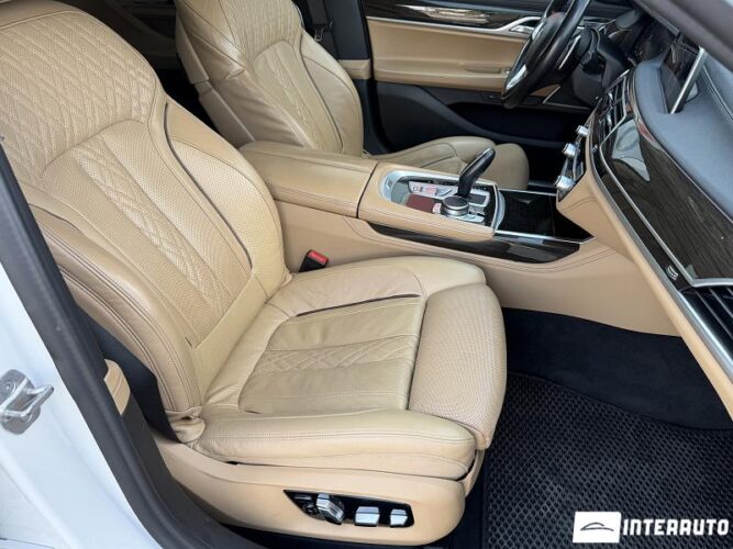 bmw 740 2022