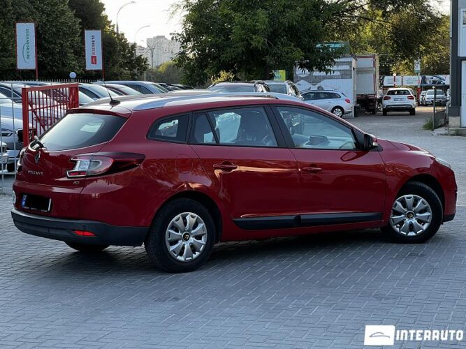 Renault Megane 2012 doar la InterAuto