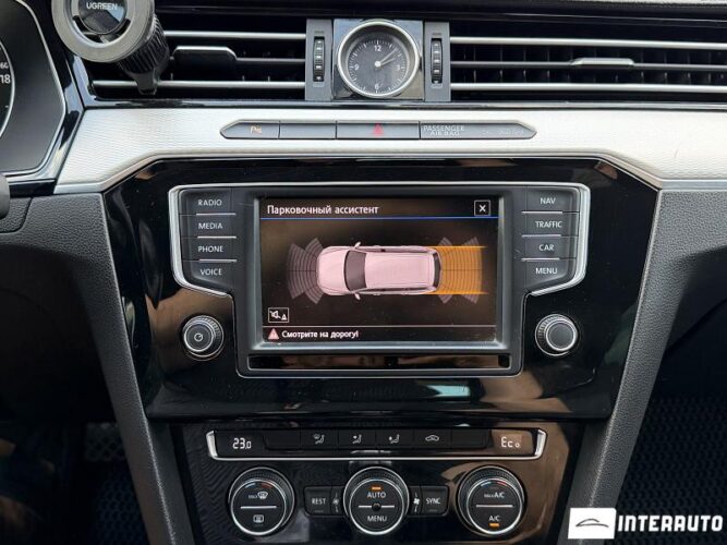 Volkswagen Passat GTE 42 volkswagen Passat GTE 2016