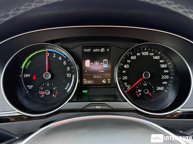 Volkswagen Passat GTE 40 volkswagen Passat GTE 2016