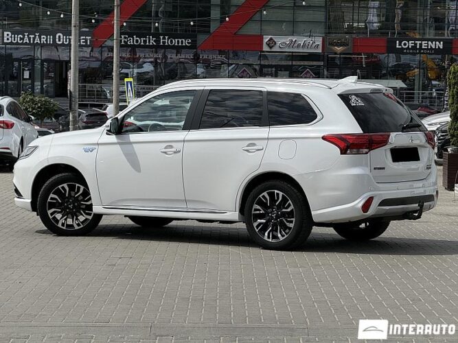 mitsubishi Outlander 2015