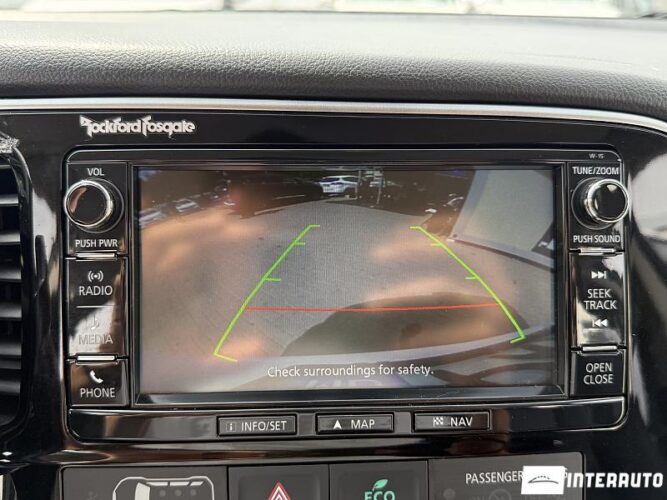 mitsubishi Outlander 2015