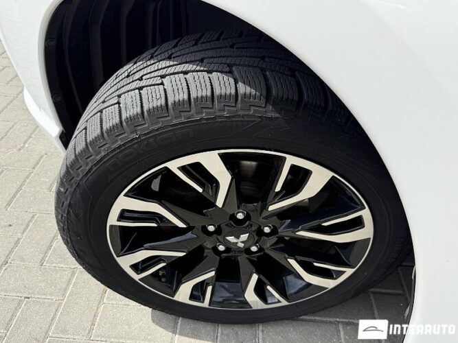 mitsubishi Outlander 2015