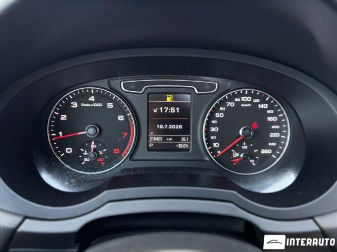 audi Q3 2015