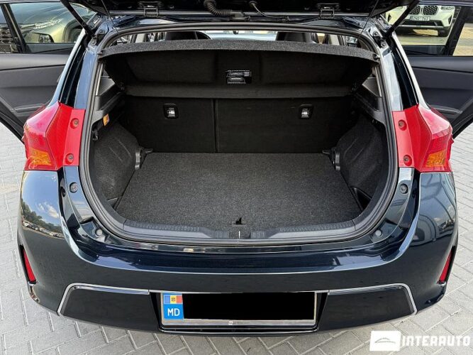 Toyota Auris 46 toyota Auris 2015