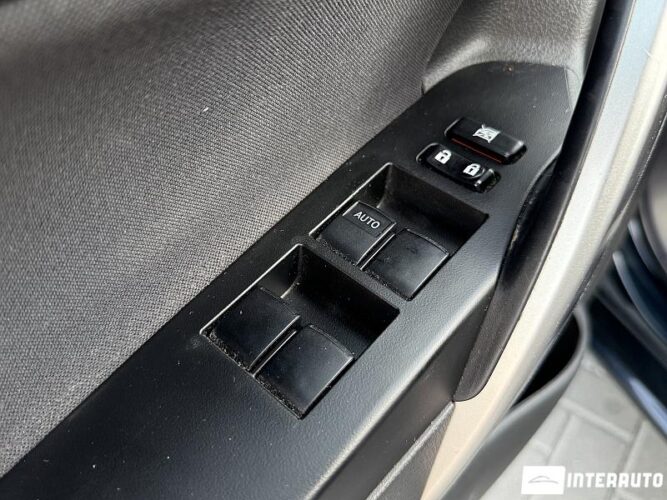 Toyota Auris 43 toyota Auris 2015