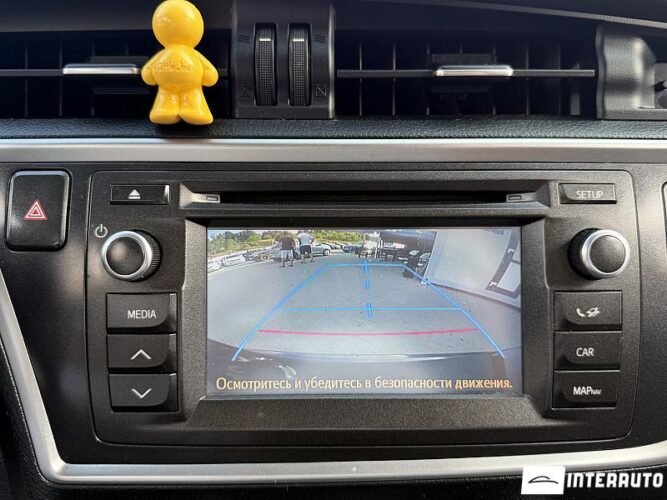 Toyota Auris 39 toyota Auris 2015