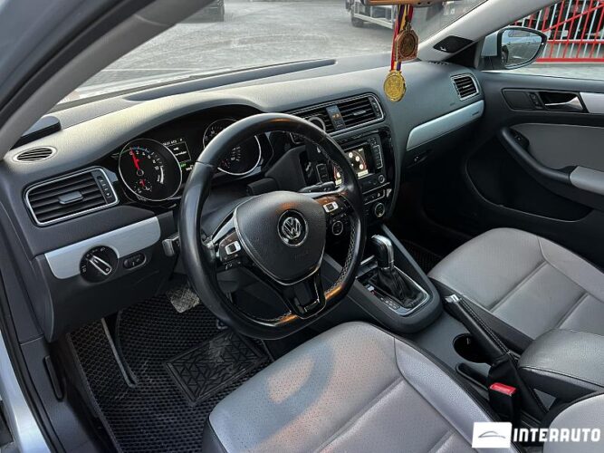 Volkswagen Jetta 38 volkswagen Jetta 2015