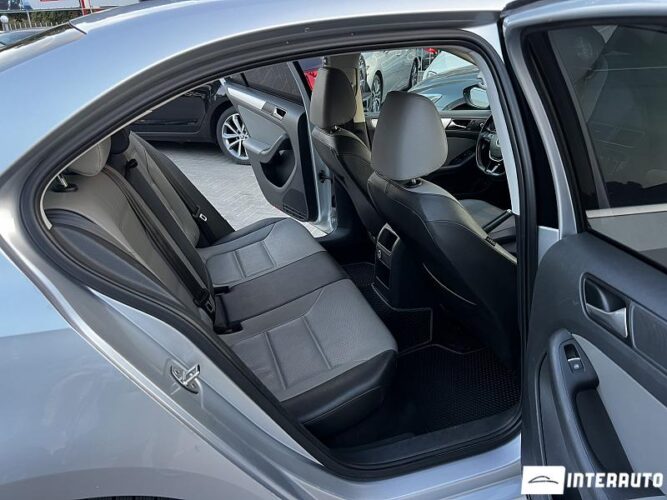 Volkswagen Jetta 37 volkswagen Jetta 2015