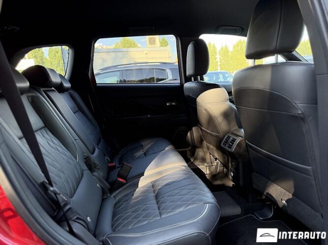 Mitsubishi Outlander 50 mitsubishi Outlander 2019