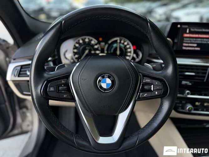 BMW 530e 43 bmw 530e 2019