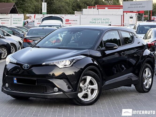 Toyota C-HR 2017 doar la InterAuto