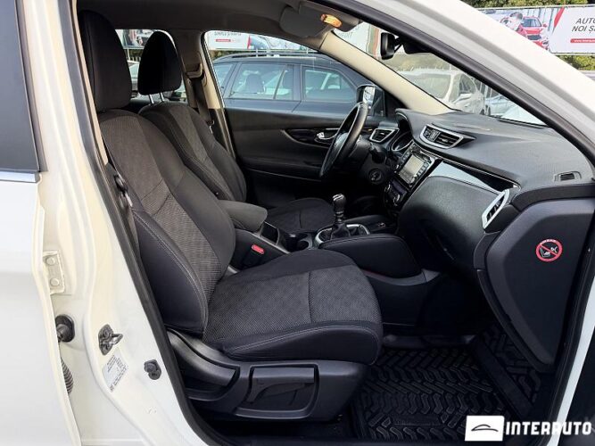 nissan Qashqai 2015