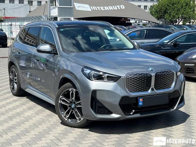 BMW iX1 xDrive30 2023 doar la InterAuto