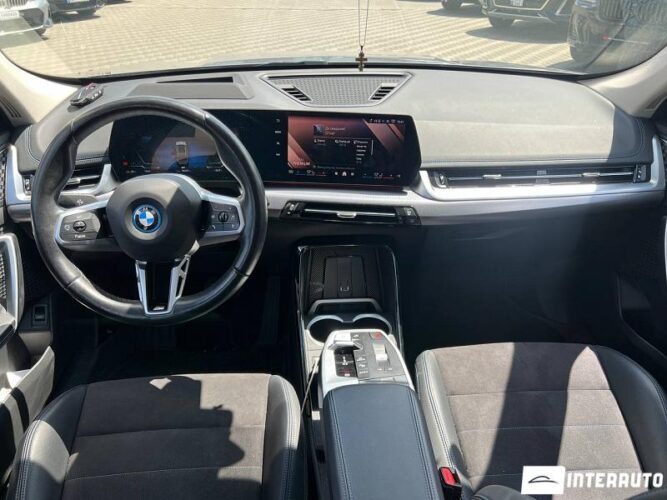 BMW iX1 xDrive30 47 bmw iX1 xDrive30 2023