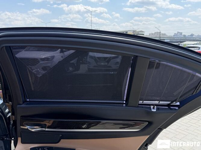 bmw 730 2011
