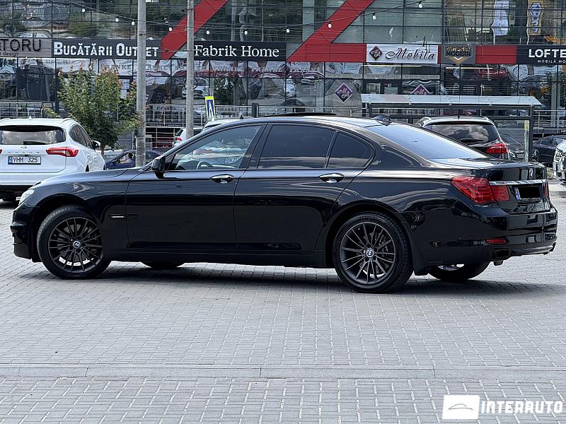BMW 730