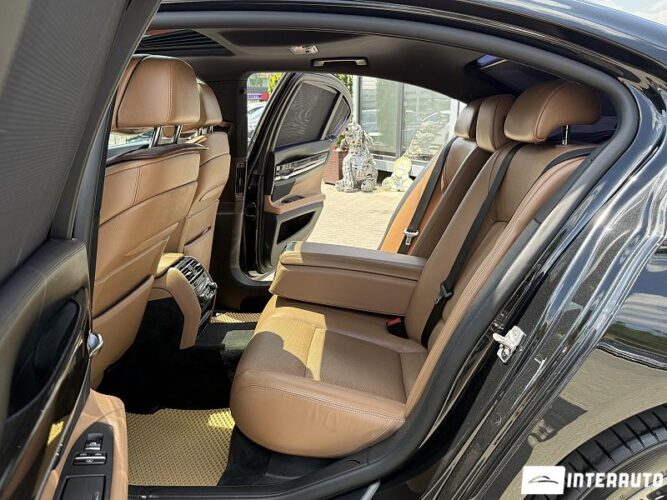 bmw 730 2011